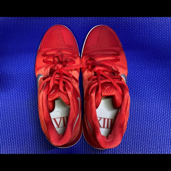 SOLD‼️  Kyrie 3 “University Red” (GS) - Picture 12 of 13